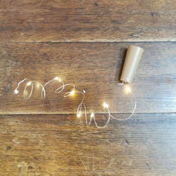 Bouchons guirlande fil