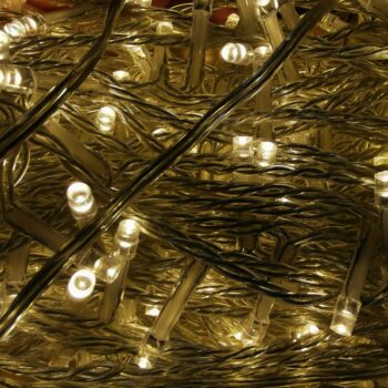 Longue guirlande lumineuse