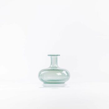 Fiole vert foncé applatie