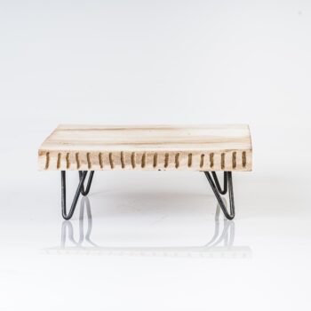 Présentoir en bois carré et métal