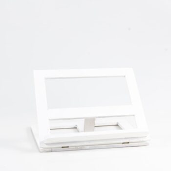 Lutrin en bois blanc