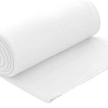 Couverture / plaid blanche