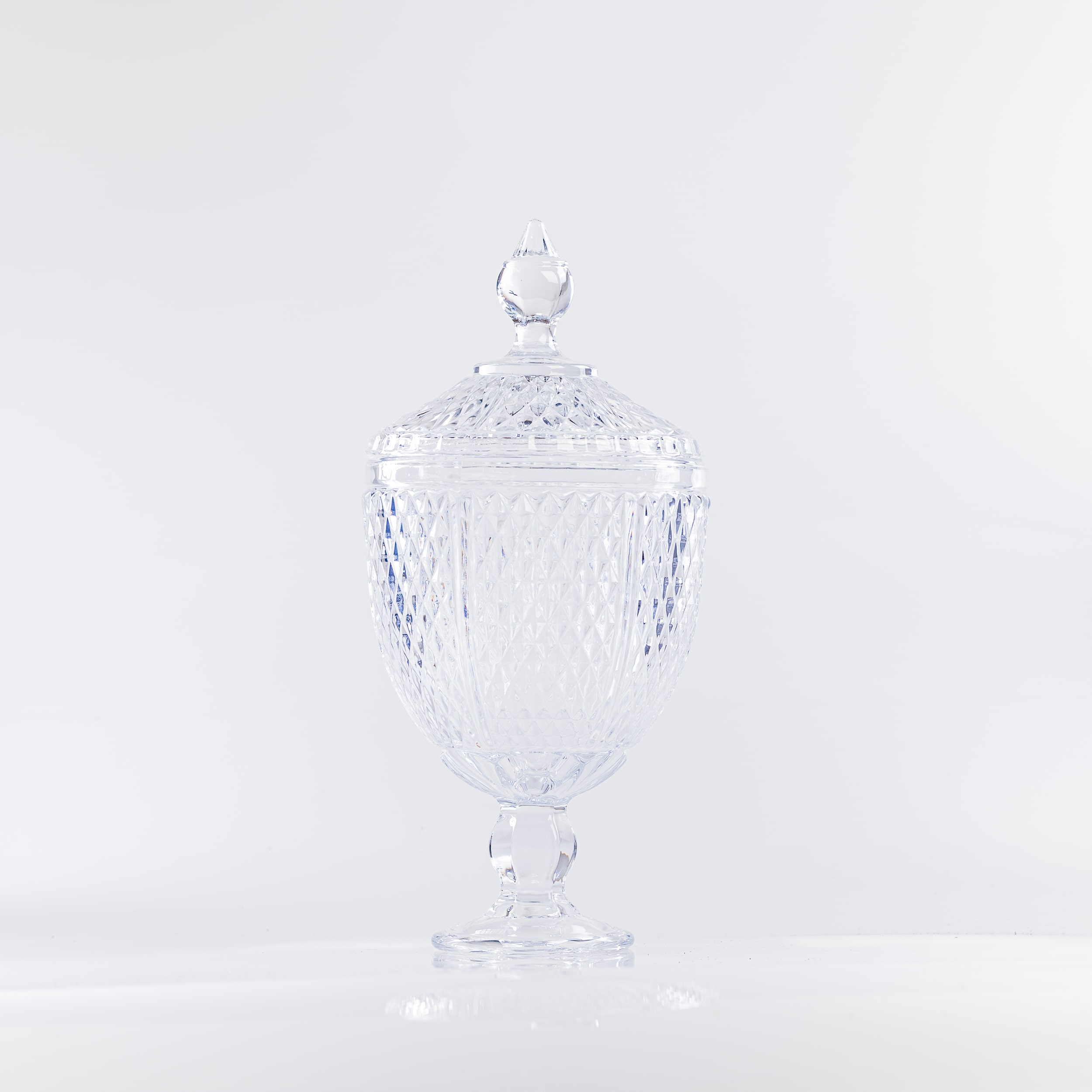 Grande bonbonnière biseautée sur pied avec couvercle