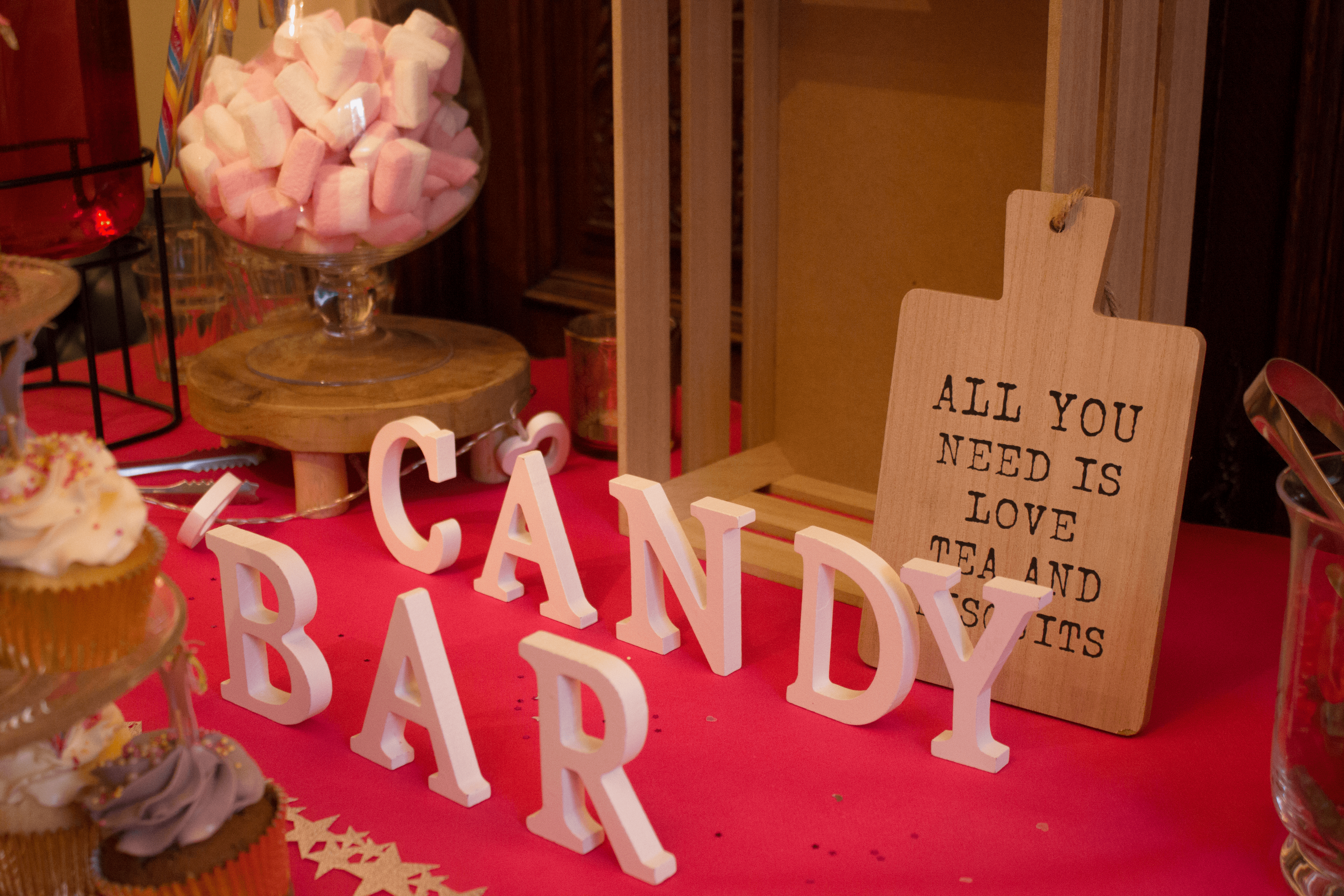 Tableau "All you need is love tea and biscuits" – Image 3