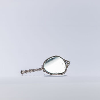Petit miroir argenté