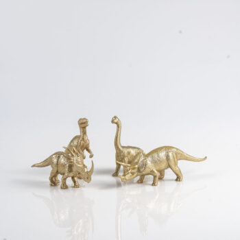 Lot de dinosaures peints en doré (14)