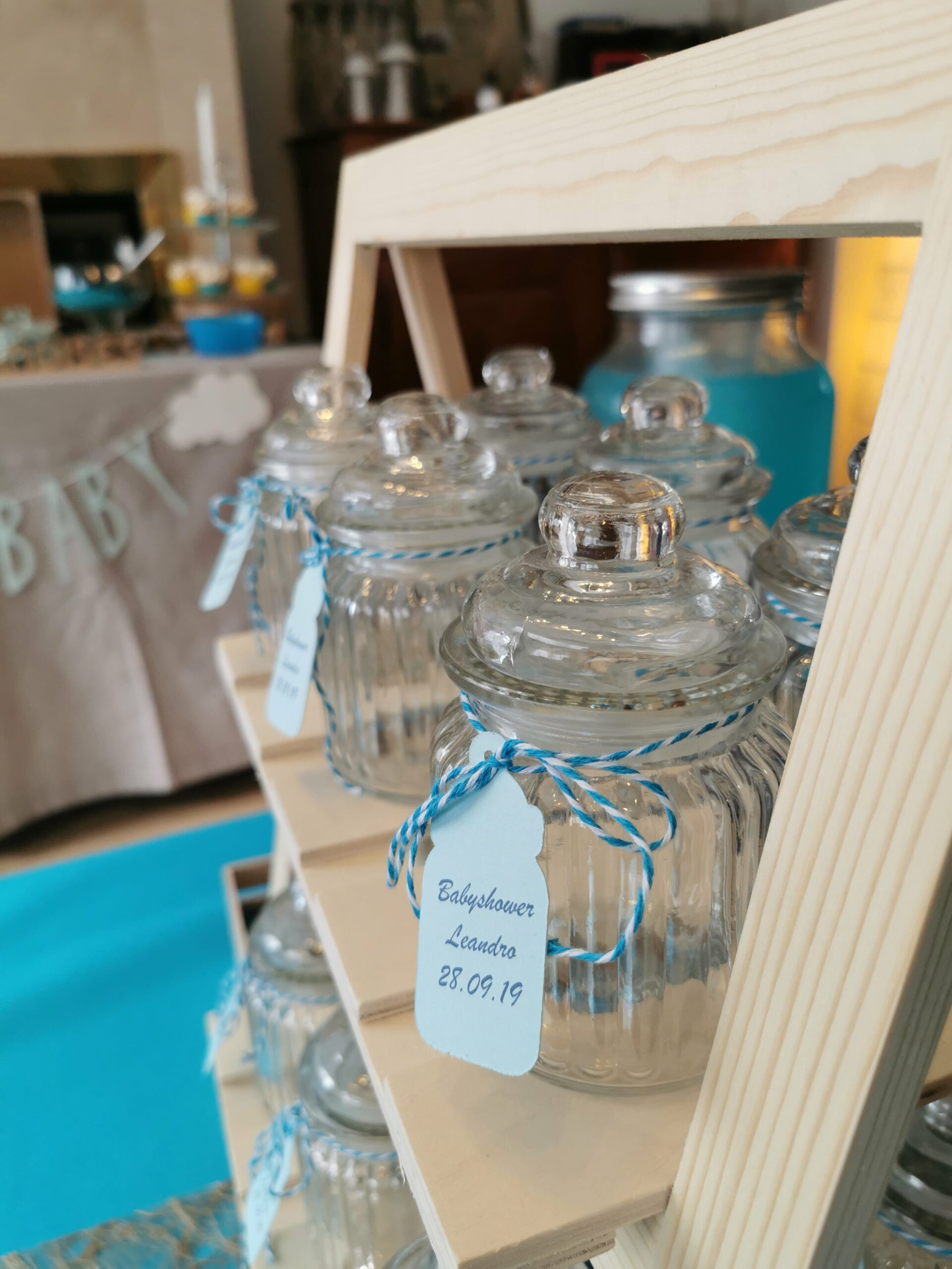 Petite bonbonnière biberon avec couvercle et arrondis – Image 2