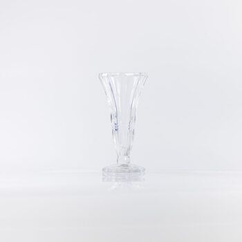 Verre vintage avec reliefs