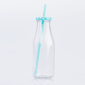 Petite bouteille avec paille, couvercle bleu