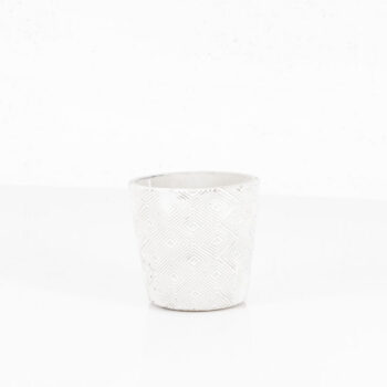 Cache-pot en béton gris