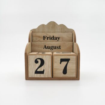 Calendrier à dater en bois avec cubes