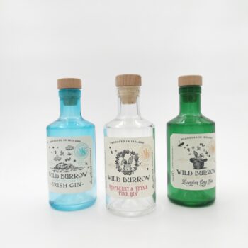 Trio de petites bouteilles de gin Wild Burrow colorées