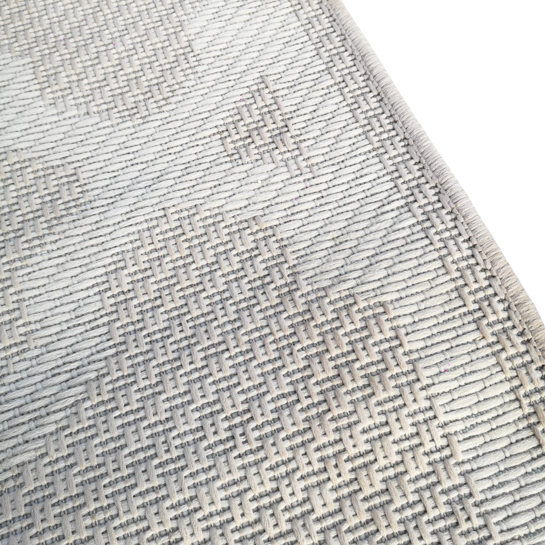 Tapis tissé beige avec motifs géométriques – Image 2