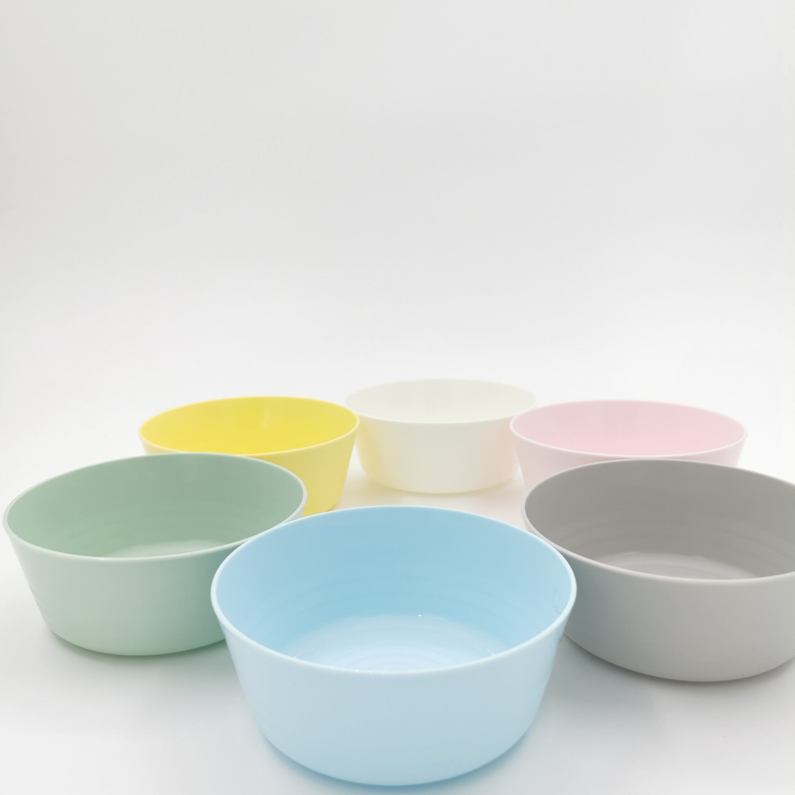 Bol en plastique pastel (aléatoire) – Image 2