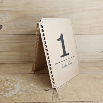Numéro de table en kraft - article en vente