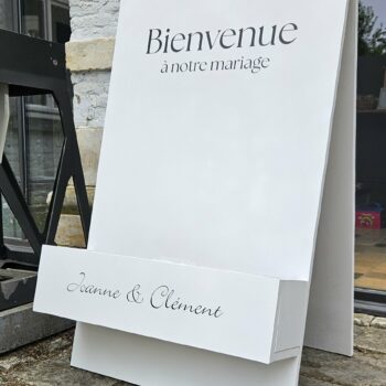 Panneau de bienvenue à fleurir